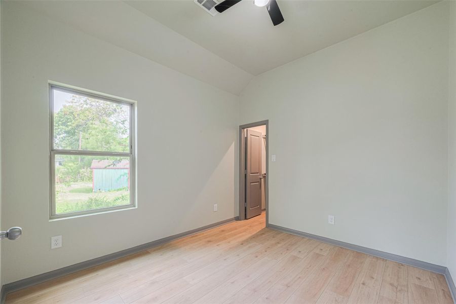 Spacious, unfurnished interior of a new home in , Baytown (Image 17). Spacious, unfurnished interior of a new home in , Baytown (Image 17).