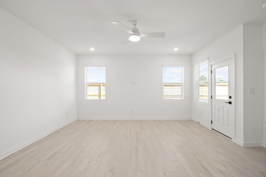 Cozy great room (*Photo not of actual home and used for illustration purposes only.)