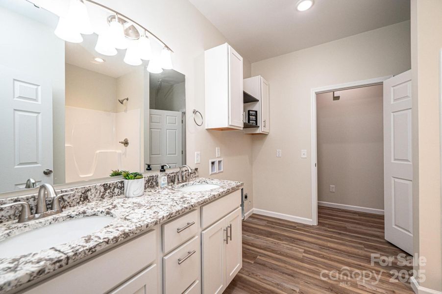 Furnished interior view inside a new home in , Lenoir (Image 4). Furnished interior view inside a new home in , Lenoir (Image 4).