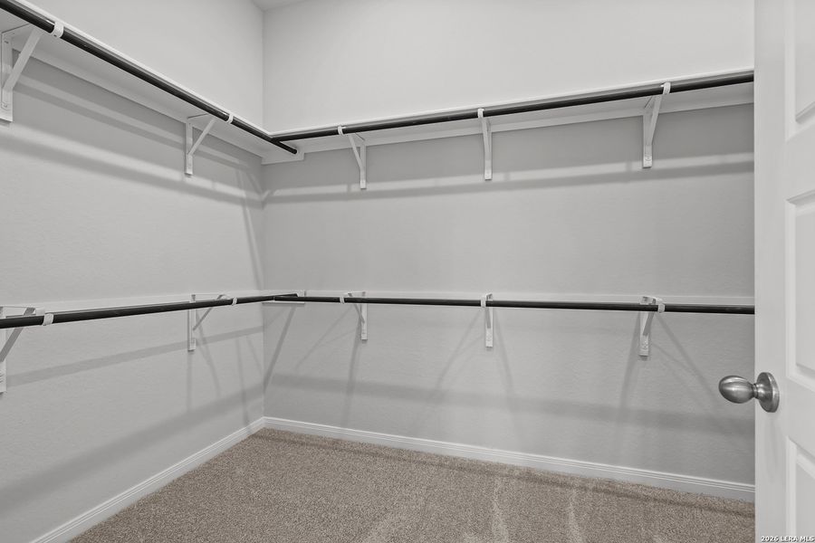 Spacious, unfurnished interior of a new home in Homestead, Schertz (Image 27).