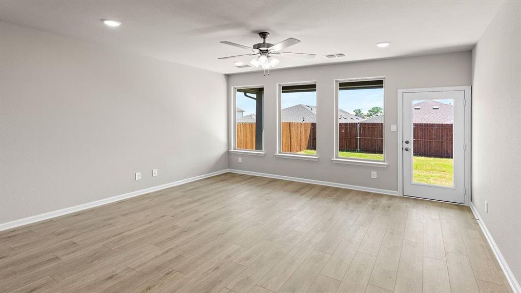 Holbrook ll Floorplan 6