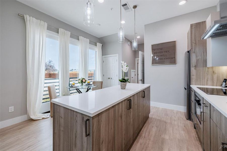 Furnished interior view inside a new home in , Fort Worth (Image 8).