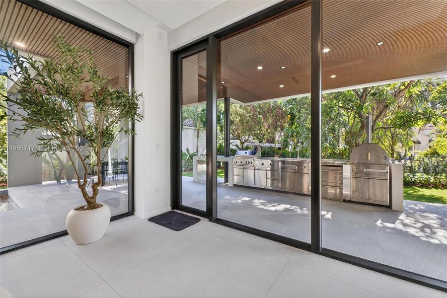 Exterior details and patio area of a home in , Miami (Image 29).