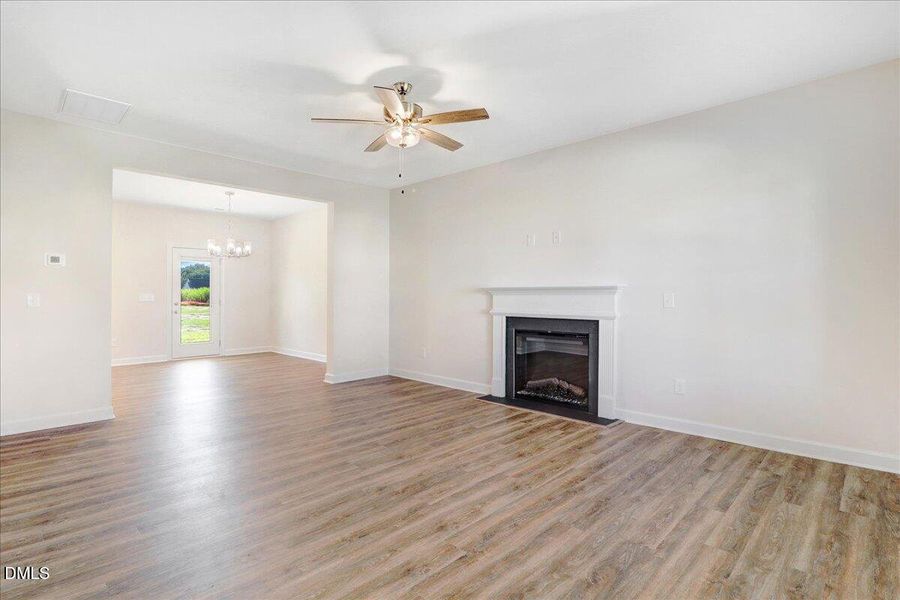 07-110 Hudson Vlg Dr-7