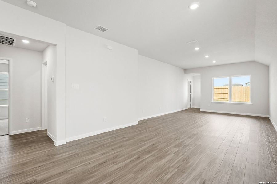 Spacious, unfurnished interior of a new home in Hickory Ridge, Elmendorf (Image 21).