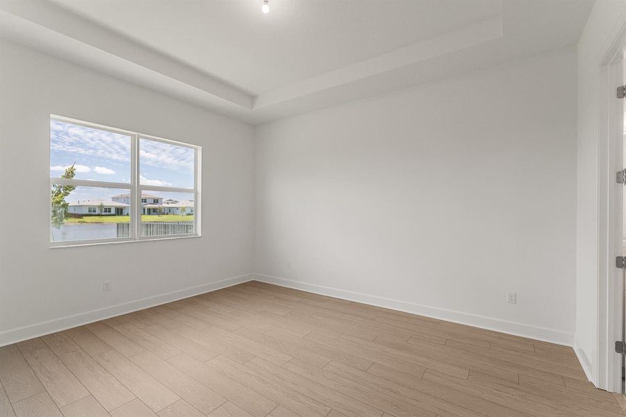 US_SEF_MERIDIAN_LOT 62_OWNERS SUITE