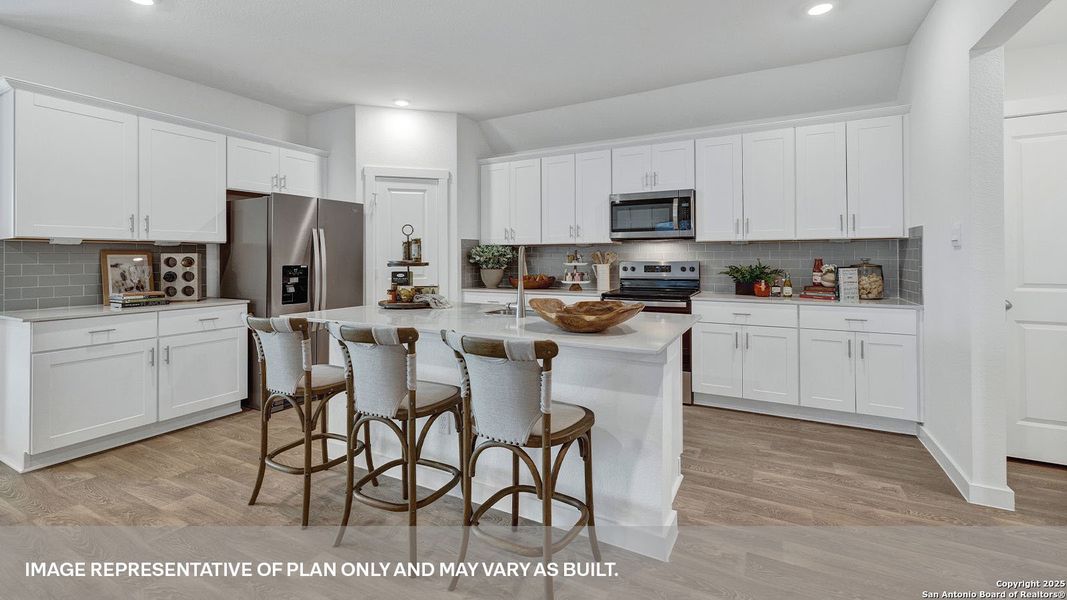 Furnished interior view inside a new home in Sonoma Oaks, Fredericksburg (Image 25). Furnished interior view inside a new home in Sonoma Oaks, Fredericksburg (Image 25).