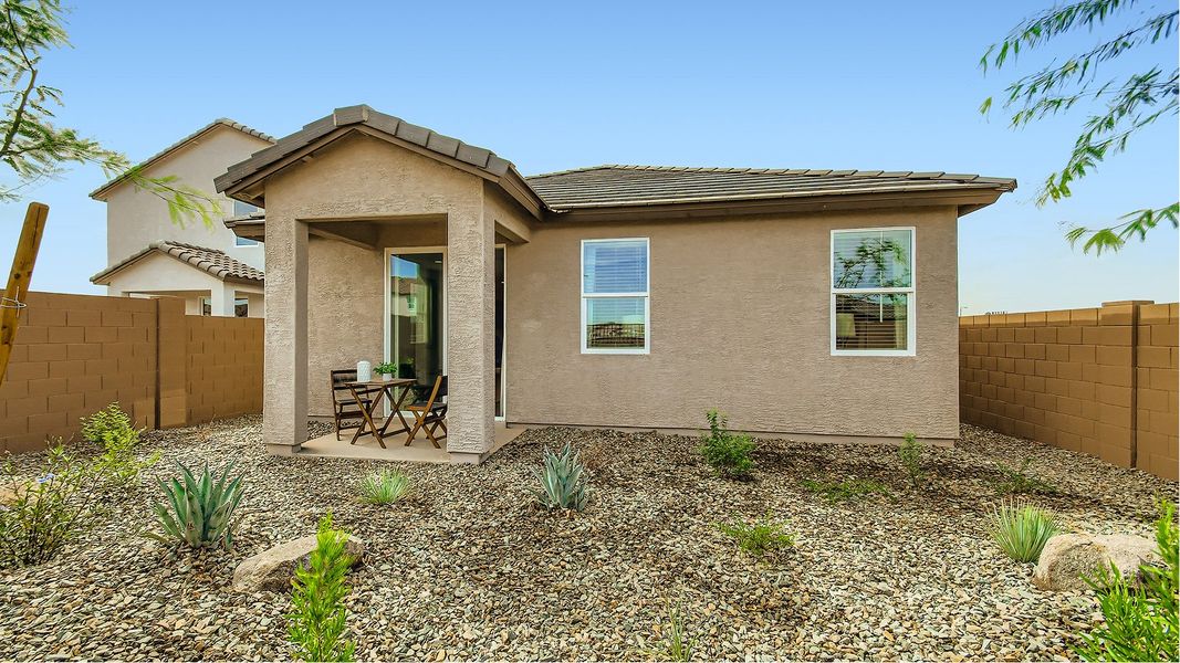 3078 Solana Exterior Back Base2