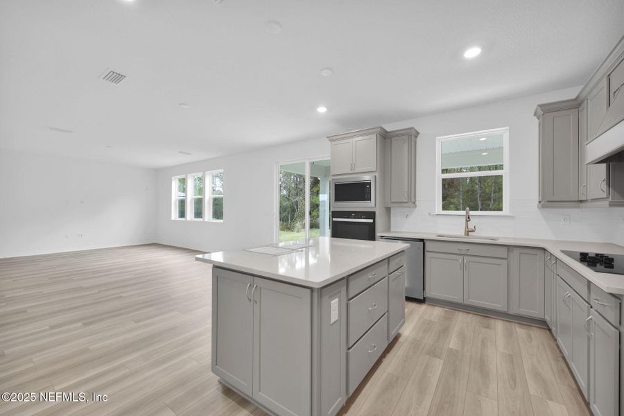 Furnished interior view inside a new home in Hyland Trail, Green Cove Springs (Image 13).