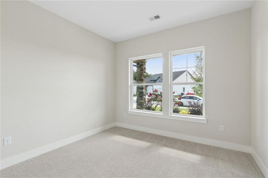Spacious, unfurnished interior of a new home in , Gainesville (Image 14).