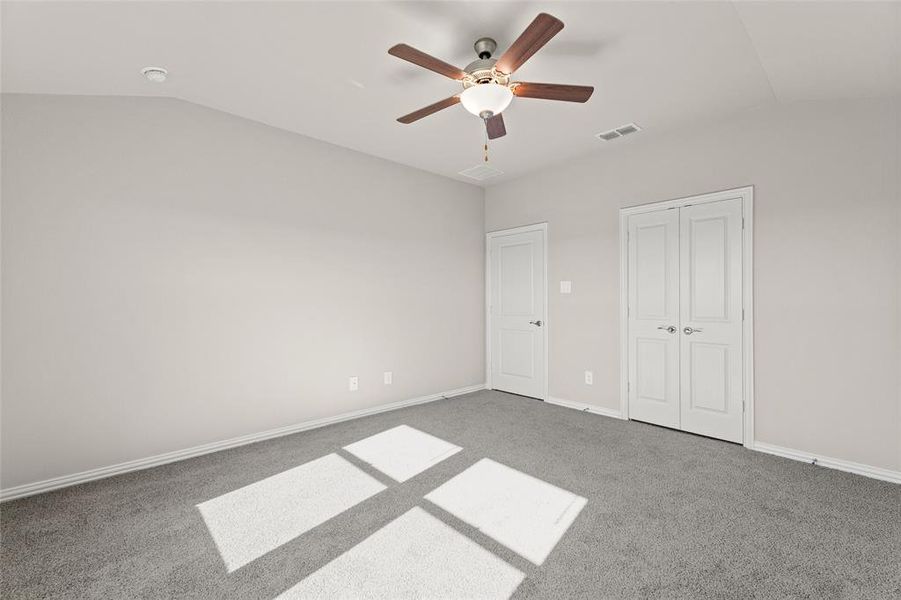 Spacious, unfurnished interior of a new home in River Ridge, Crandall (Image 17).