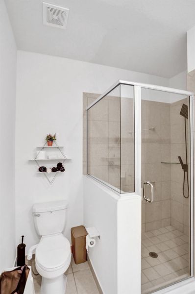 Furnished interior view inside a new home in , Miami (Image 37). Furnished interior view inside a new home in , Miami (Image 37).