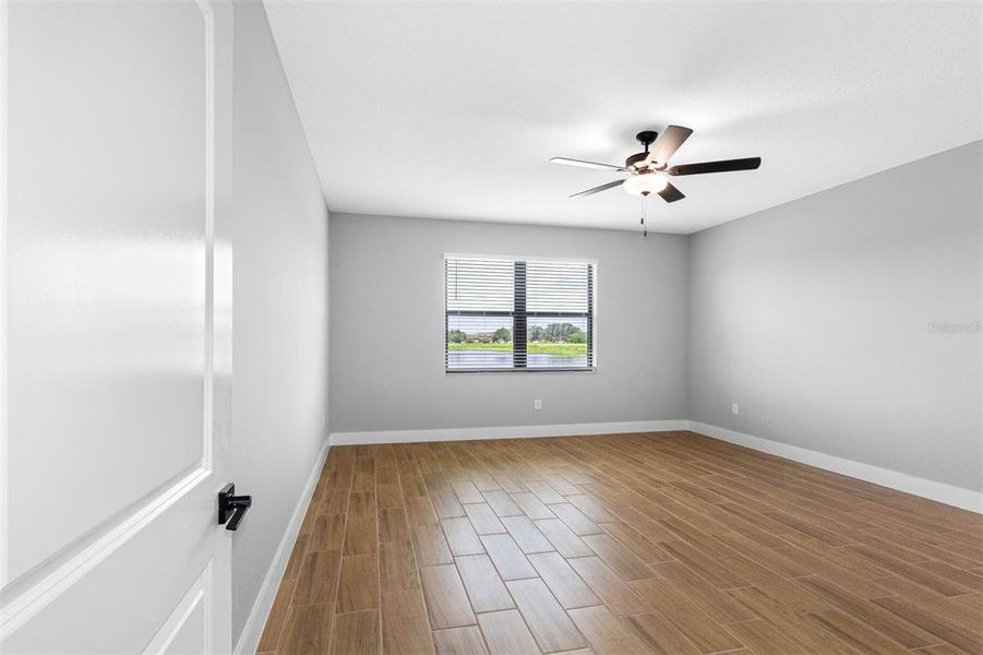Spacious, unfurnished interior of a new home in Lake Gallagher Estates, Dover (Image 8). Spacious, unfurnished interior of a new home in Lake Gallagher Estates, Dover (Image 8).