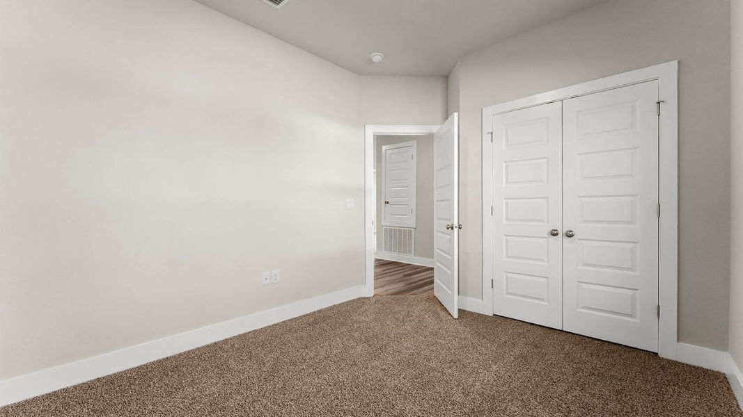 Spacious, unfurnished interior of a new home in Liberty, Panama City (Image 38).