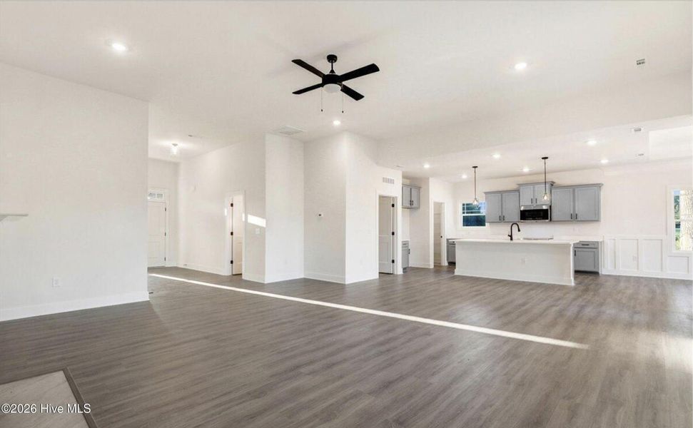 Spacious, unfurnished interior of a new home in Patriot Pointe, Swansboro (Image 11). Spacious, unfurnished interior of a new home in Patriot Pointe, Swansboro (Image 11).