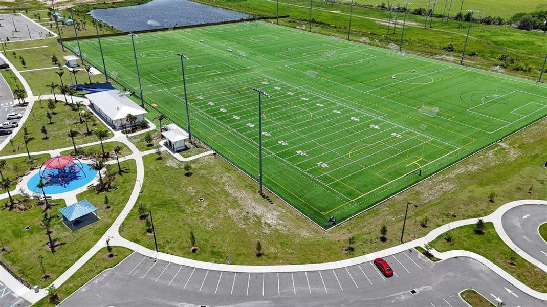 Community amenities in , Apollo Beach (Image 34).