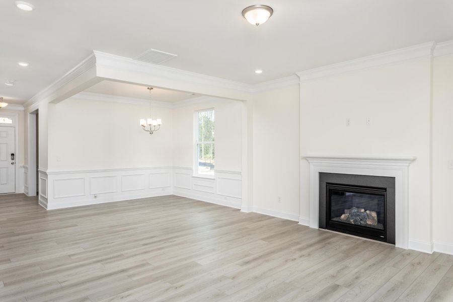 Spacious, unfurnished interior of a new home in Daniel Farms, Benson (Image 18).