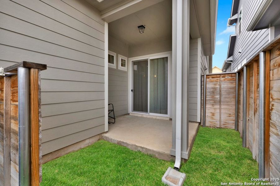 Front exterior of a new home in Town Creek, New Braunfels, TX, highlighting curb appeal (Image 2). Front exterior of a new home in Town Creek, New Braunfels, TX, highlighting curb appeal (Image 2).