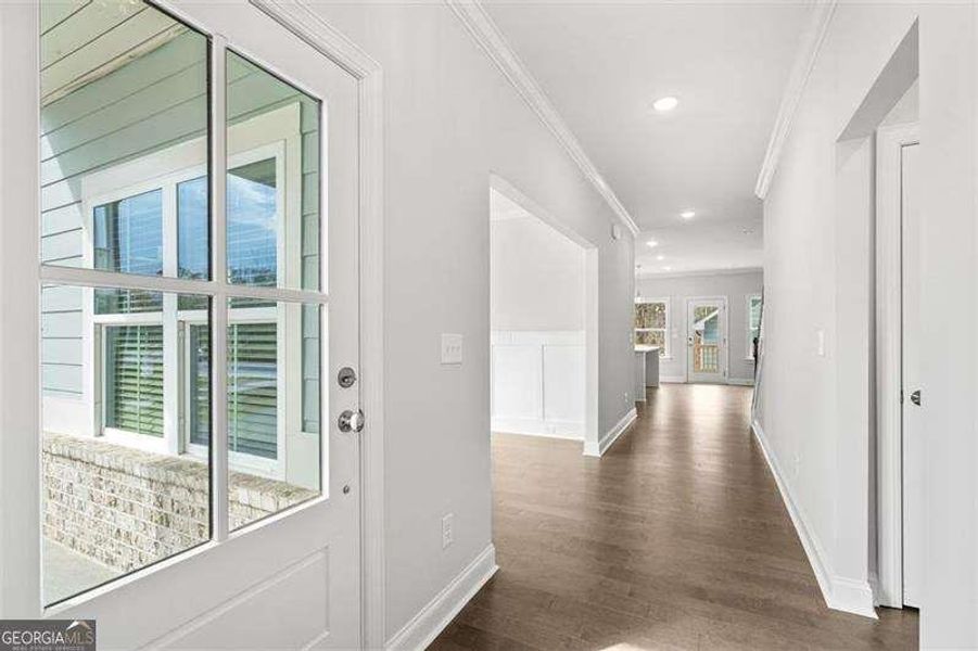Spacious, unfurnished interior of a new home in , Athens (Image 6). Spacious, unfurnished interior of a new home in , Athens (Image 6).