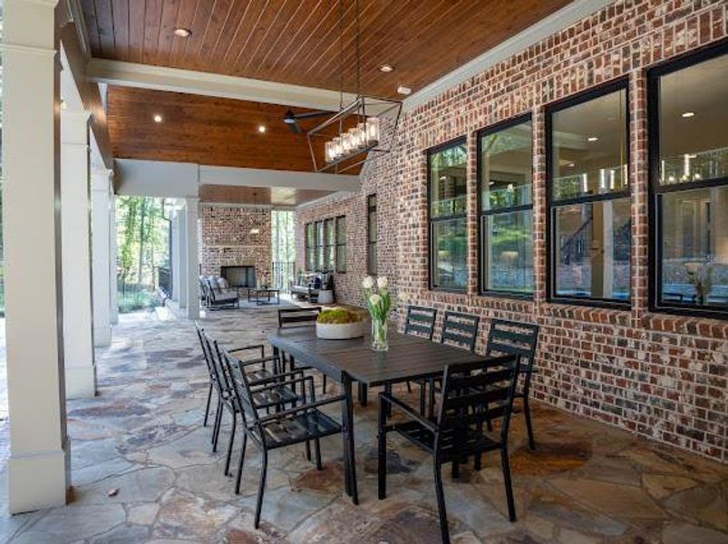 Image 81 of a home in .