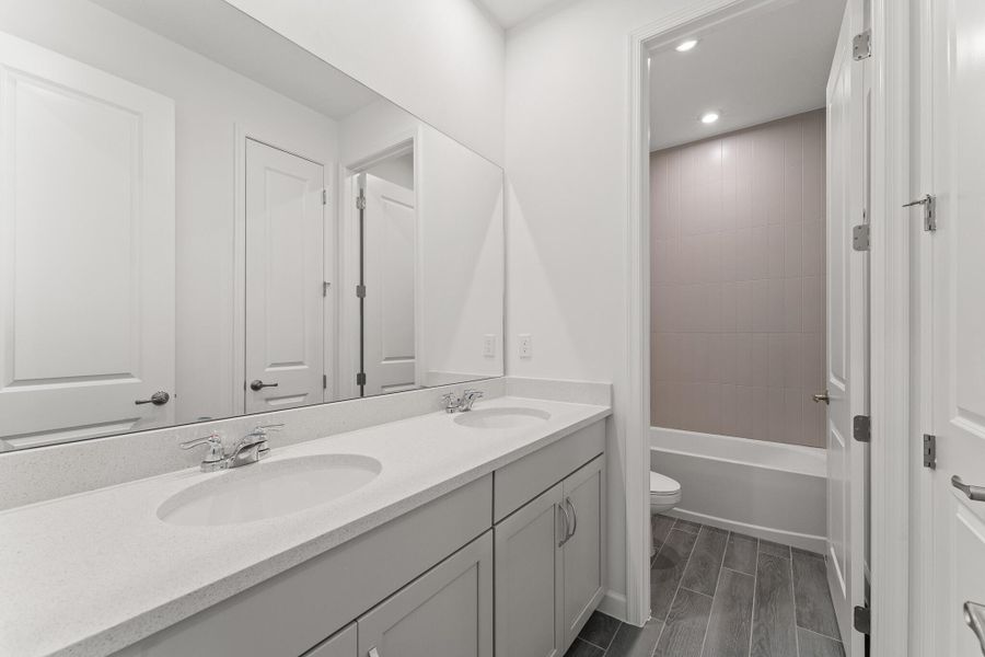 Furnished interior view inside a new home in , Port St. Lucie (Image 6).