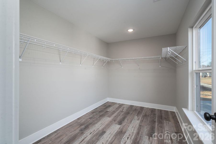 Spacious, unfurnished interior of a new home in , Denver (Image 28).