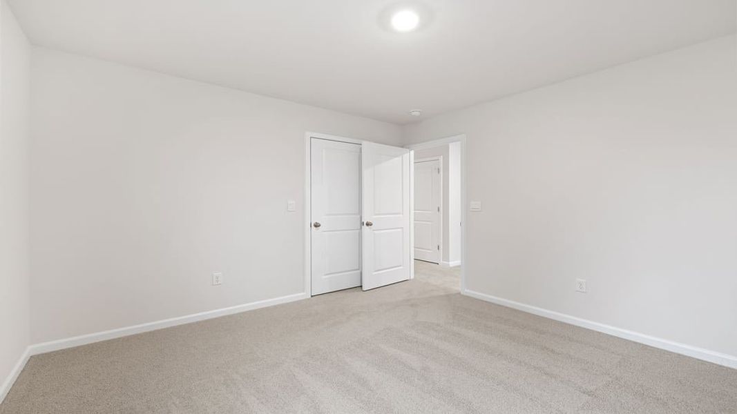 Spacious, unfurnished interior of a new home in Seneca Falls, Seneca (Image 24).