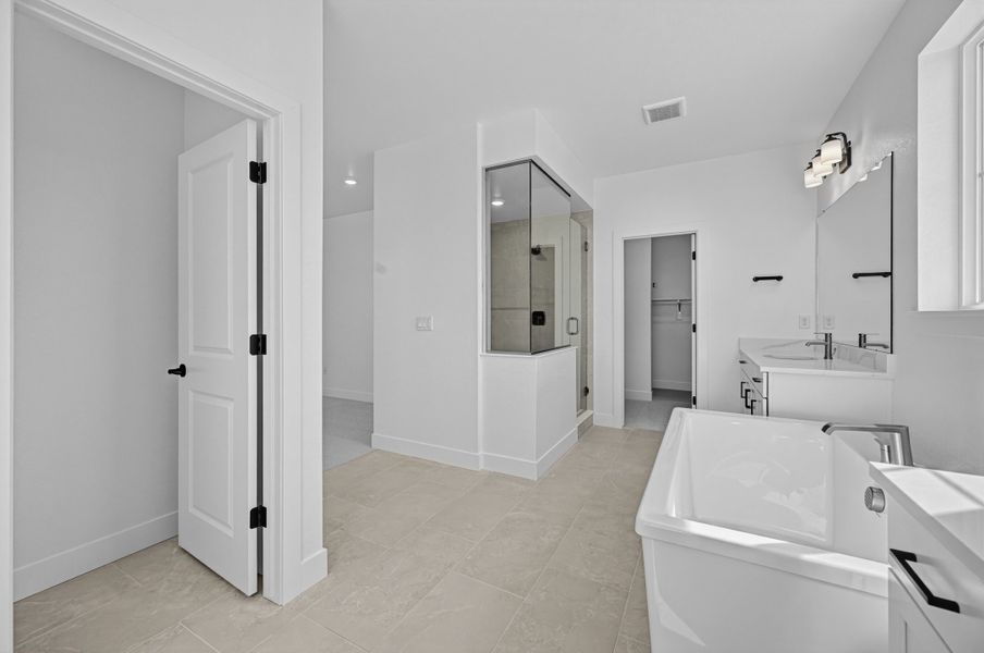 Furnished interior view inside a new home in Macanta, Castle Rock (Image 12).