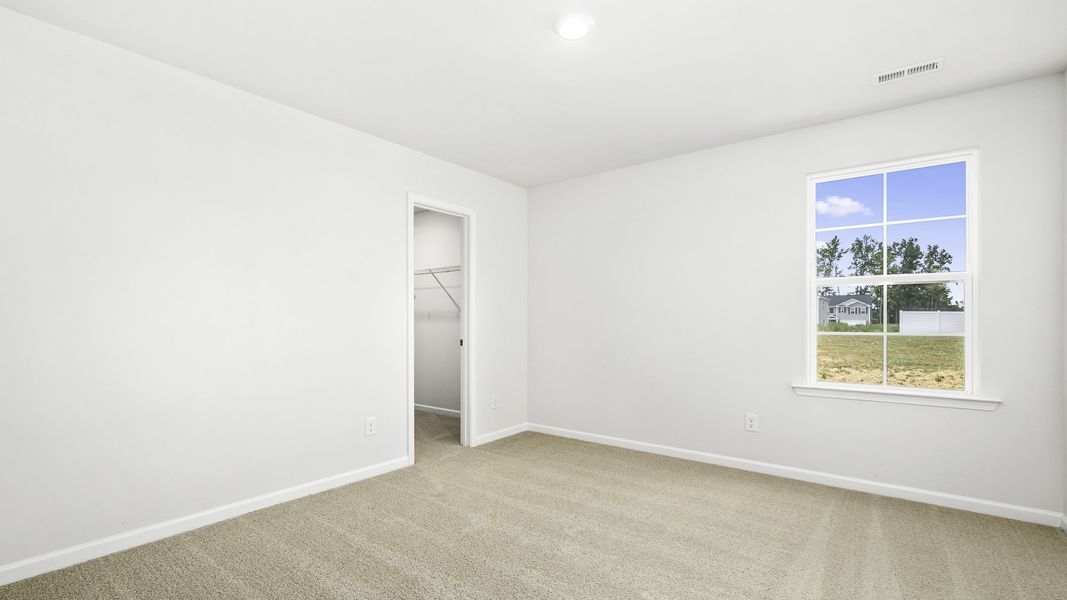 Spacious, unfurnished interior of a new home in English Farm, Archdale (Image 18).