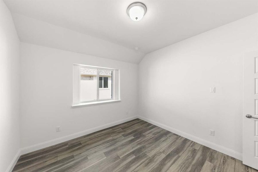 Representative unfurnished interior of a home built from the Frisco by Pacesetter Homes in Keeneland, Aubrey (Image 24).