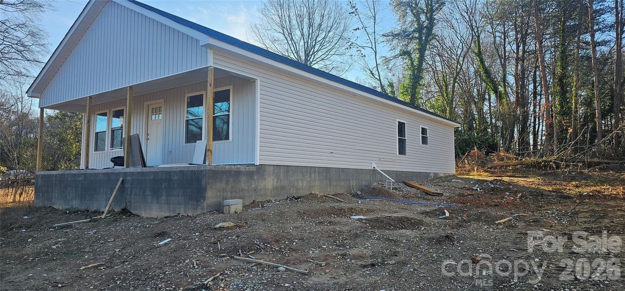 Image 4 of a home in .