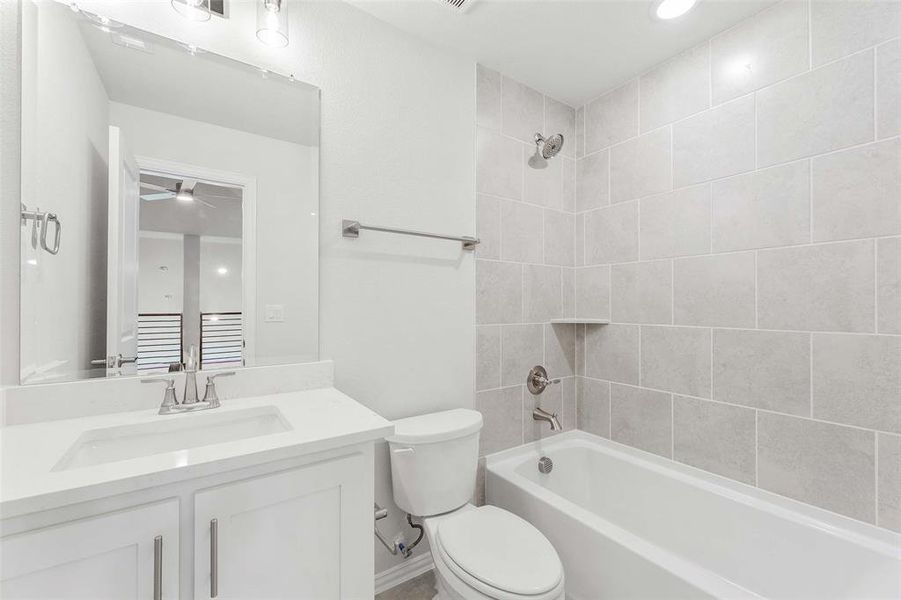 Furnished interior view inside a new home in Liberty, Melissa (Image 24).