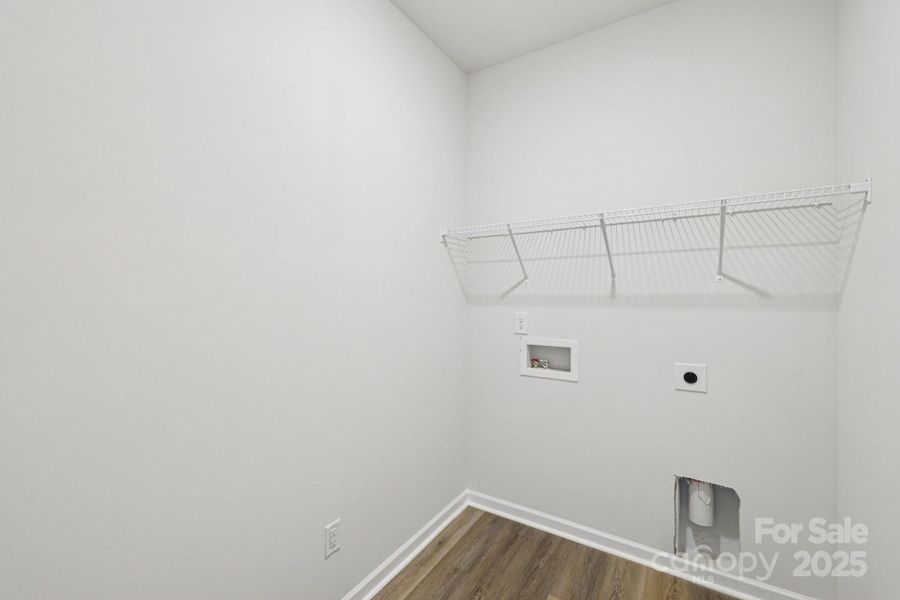 Spacious, unfurnished interior of a new home in Nolen Farm, Gastonia (Image 22).