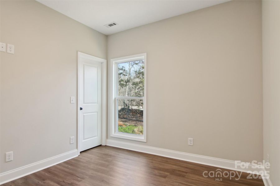 Spacious, unfurnished interior of a new home in , Bryson City (Image 20).