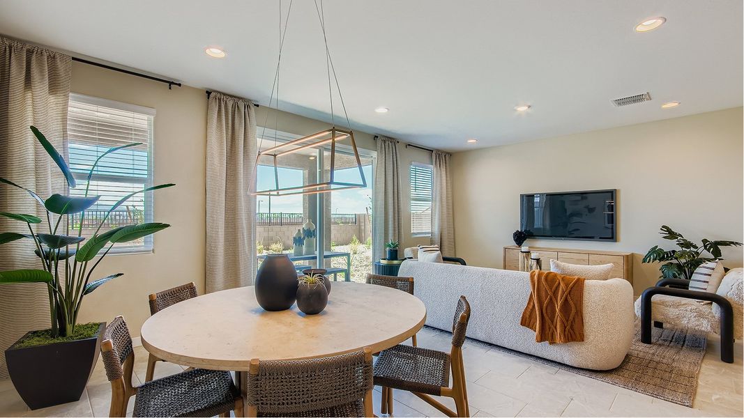 4022 Sage Dining 2of2 F1 Base3