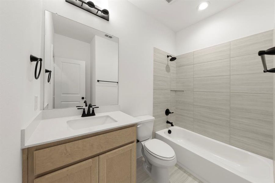 1809 Gleasondale - 2ND Bath 1809 Gleasondale - 2ND Bath