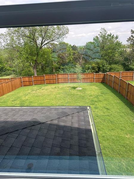 Exterior details and patio area of a home in , Dallas (Image 15).