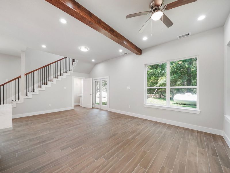 Spacious, unfurnished interior of a new home in , Houston (Image 19).