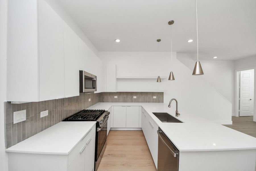 Kitchen*REPRESENTATIVE PHOTO ONLY. HOME IS UNDER CONSTRUCTION.