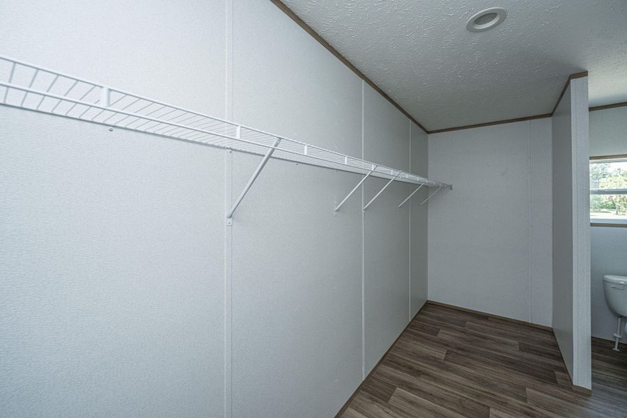 Spacious, unfurnished interior of a new home in , St. George (Image 35).
