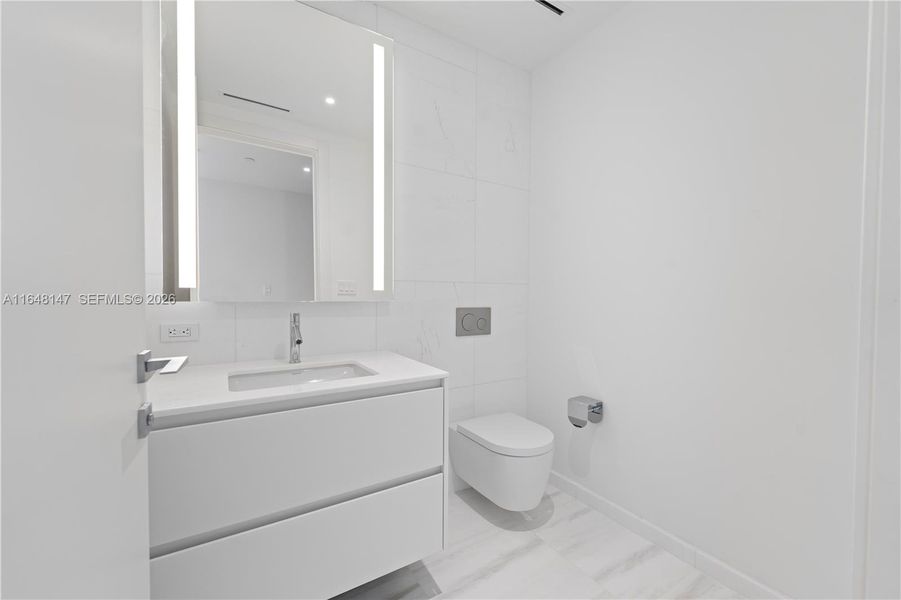 1/2 Bath. 1/2 Bath.