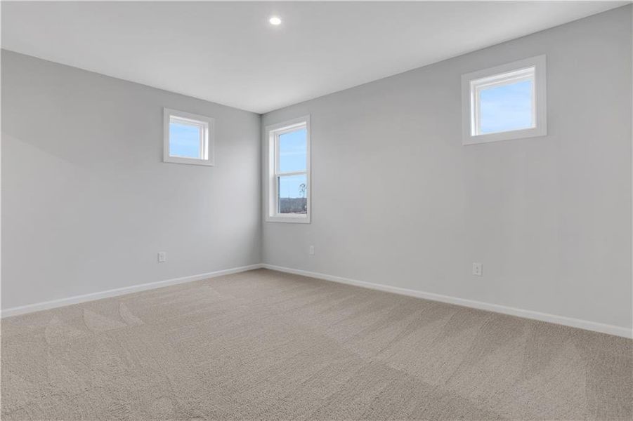 Spacious, unfurnished interior of a new home in Acacia, Cumming (Image 43).
