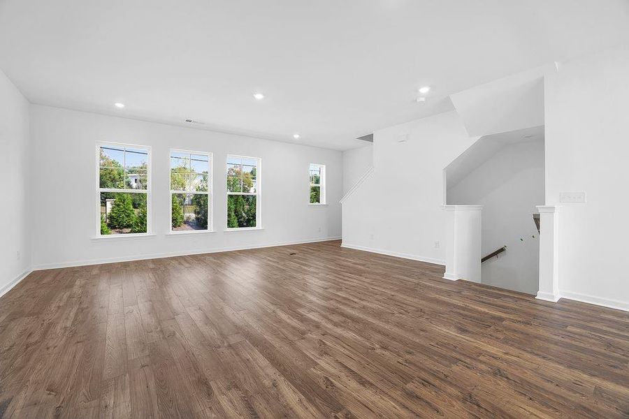 Spacious, unfurnished interior of a new home in Somerset at Veterans Memorial, Mableton (Image 16).