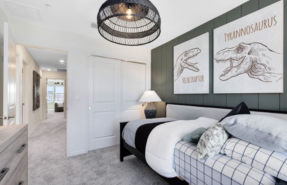 Representative furnished interior of a home built from the Trailwood - Exterior Unit by Pulte Homes in Silverleaf Oaks, Winter Garden (Image 16).