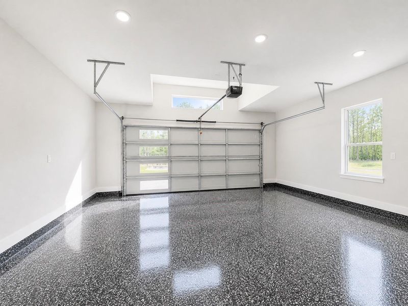 Spacious, unfurnished interior of a new home in , Dayton (Image 37).