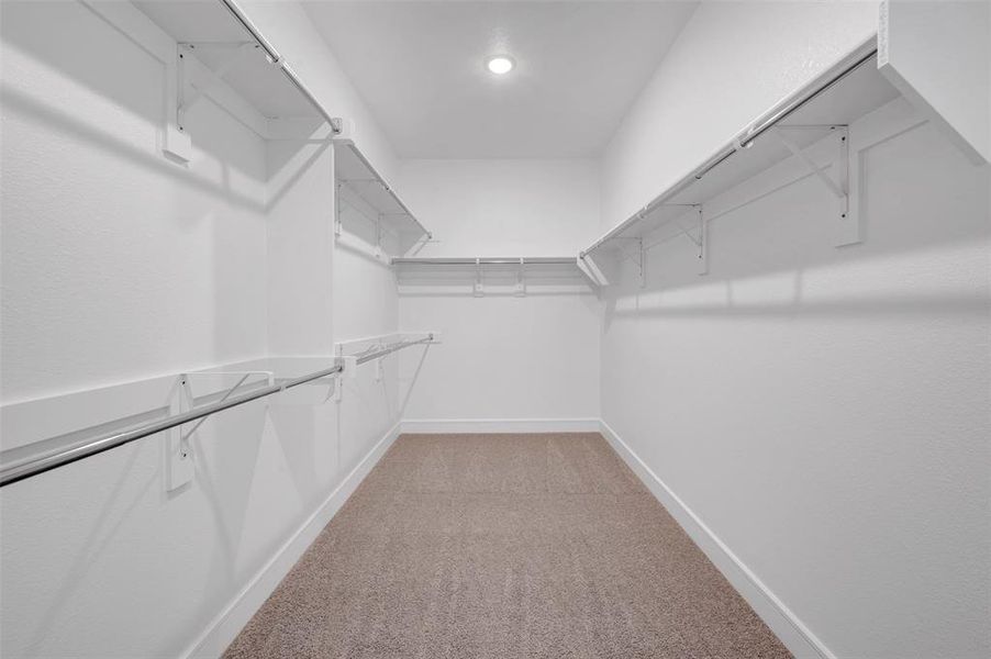 Spacious, unfurnished interior of a new home in Kreymer at the Park, Wylie (Image 21). Spacious, unfurnished interior of a new home in Kreymer at the Park, Wylie (Image 21).