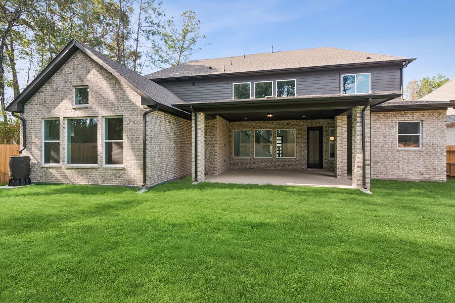 Exterior details and patio area of a home in ARTAVIA 65' Homesites, Conroe (Image 4).