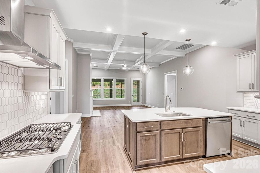 Furnished interior view inside a new home in Cresswind Charlotte, Charlotte (Image 9).