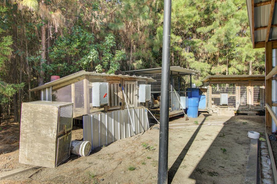 Image 29 of a home in .