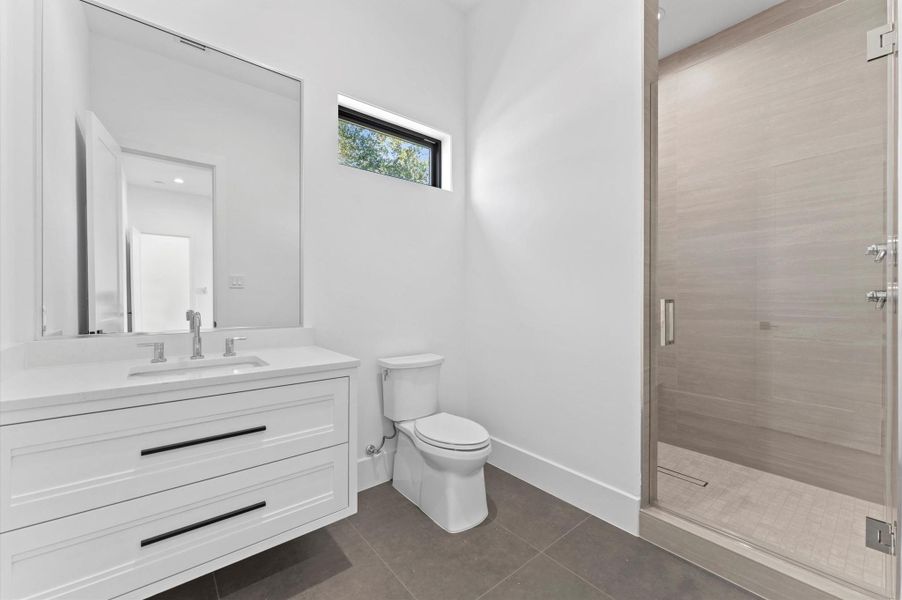 Furnished interior view inside a new home in , Houston (Image 12).